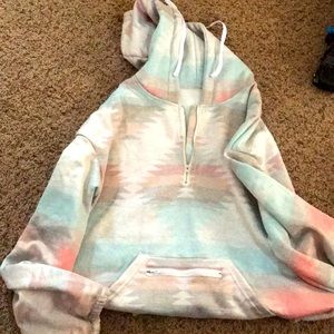 Women’s 2XL Aztec print Hoodie